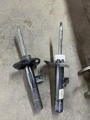 Комплект амортизаторов Mercedes-Benz 2024 г., Б/у, Оригинал