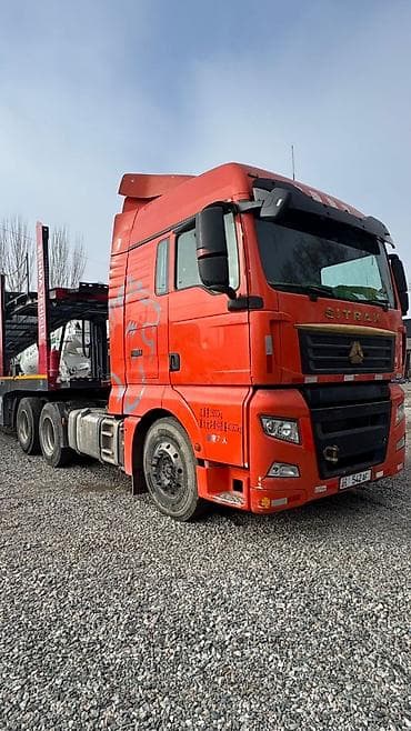 присепы: Тягач, 2020 г., Без прицепа — 3