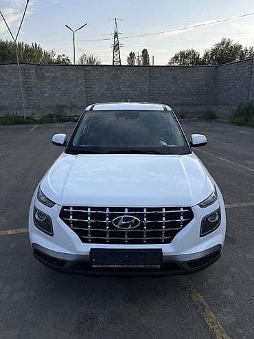 гибрид лабо: Hyundai Venue: 2025 г., 1.6 л, Автомат, Бензин, Кроссовер — 2