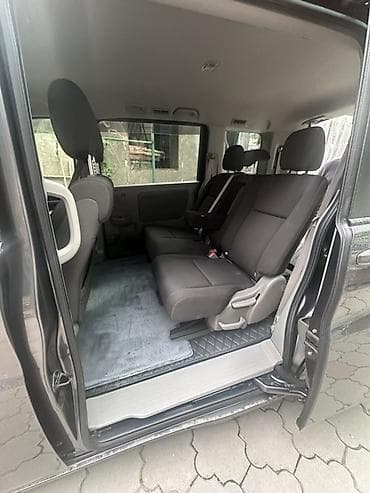 Унаа сатуу: Honda Stepwgn: 2018 г., 1.6 л, Автомат, Бензин, Вэн/Минивэн — 5