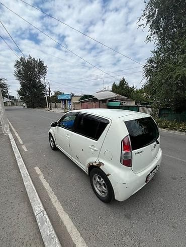 Toyota: Toyota Passo: 2005 г., 1.3 л, Автомат, Бензин, Хэтчбэк — 4