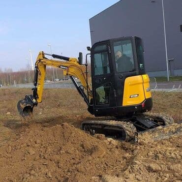 Экскаватор | Выкорчевывание пней, Траншеи, Котлованы at lalafo.kg Экскаватор | Выкорчевывание пней, Траншеи, Котлованы