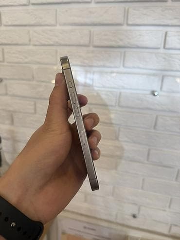 aifon 14 pro: IPhone 15 Pro, Б/у, 128 ГБ, Natural Titanium, Чехол, 81 % — 3