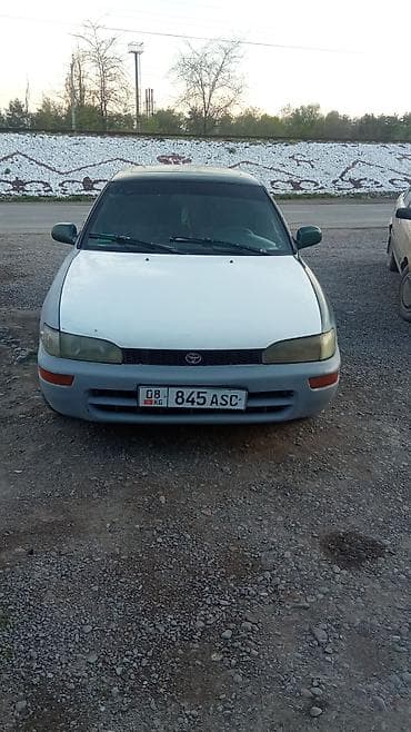 corolla 2004: Toyota Corolla: 1992 г., 1.5 л, Механика, Бензин, Хэтчбэк — 2