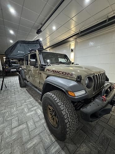 китайские недорогие авто: Jeep Gladiator: 2020 г., 3.6 л, Типтроник, Бензин, Пикап — 1