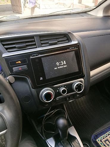 авто магнитолу: Б/у, 2-DIN, 1 ", Без оперативной памяти ГБ ОЗУ, Без встроенной памяти Гб ПЗУ — 1