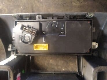 коммутатор ниссан: Nissan Xterra консоль центральная, Ниссан Икстерра центральная — 2