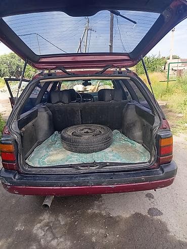 Volkswagen Passat: 1991 г., Универсал