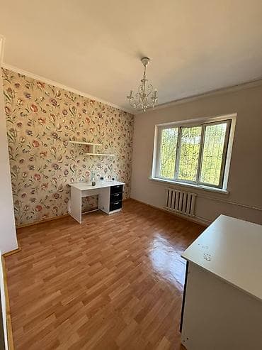 Продажа квартир: 3 комнаты, 81 м², ул. Московская / Ибраимова 106 серия, 2 этаж — 5