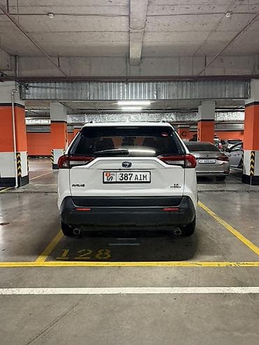 byd e5 2020: Toyota RAV4: 2020 г., 2.5 л, Гибрид, Кроссовер — 8
