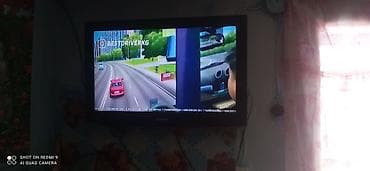 Телевизор Samsung с плоским экраном - Диагональ ориентировочно 32"