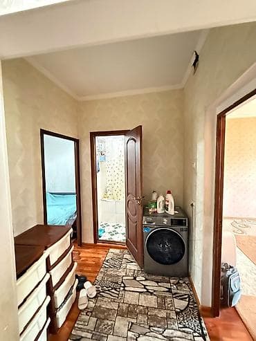 Квартиры: 3 комнаты, 50 м², Восток-5 мкр 105 серия, 3 этаж, Косметический ремонт — 1