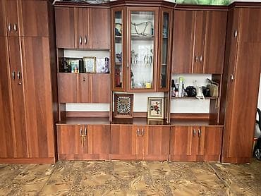 Офисная мебель: Стенка-шкаф, Тип стенки-шкафа: Модульная, Для зала, Б/у, Особенности: Для хранения посуды — 1