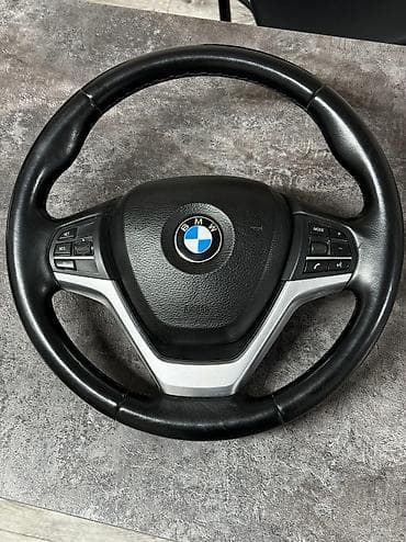 Рулевая часть: Оригинал руль
Х5 F15
2017
Полная комплектация 
Айрбаги на месте — 1