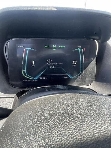 электро такси: BYD E2: 2020 г., Автомат, Гибрид, Кроссовер — 9