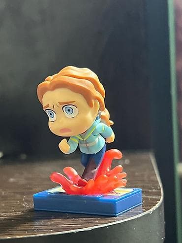 майкл майерс: Коллекционная мини-фигурка очень странные дела персонажа в стиле — 1