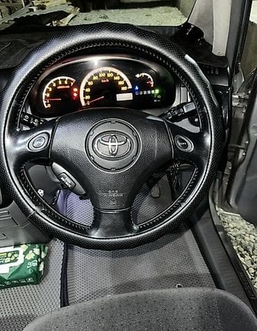 бар авто: Toyota Ipsum: 2002 г., 2.4 л, Автомат, Бензин, Вэн/Минивэн — 5