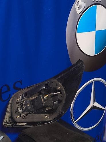 Автозапчасти: Задний левый стоп-сигнал BMW 2004 г., Б/у, Оригинал, Япония — 2