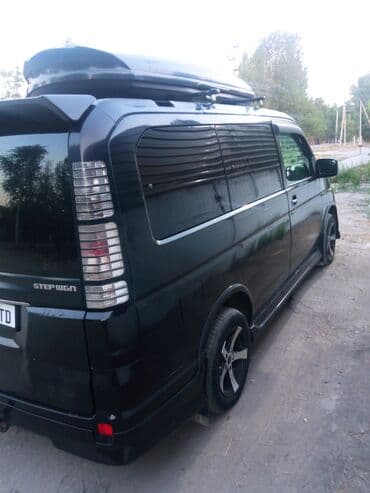 продается в рассрочку авто минивен степ вагон: Honda Stepwgn: 2004 г., 2 л, Автомат, Бензиновая, Минивэн — 3