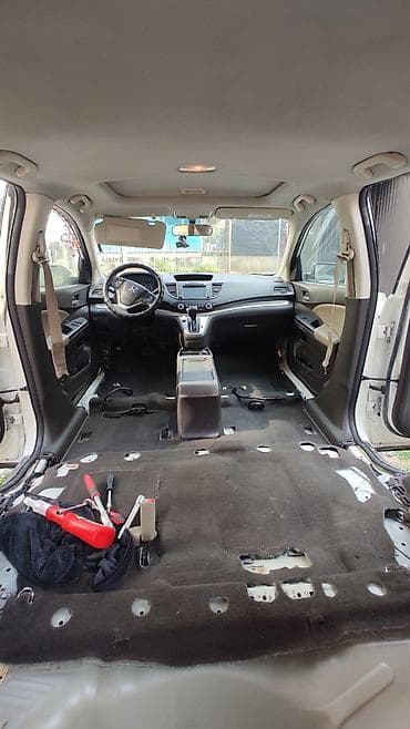 e500 124: Глубокая химчистка салона автомобиля с разбором Что делаем: - Полный — 4