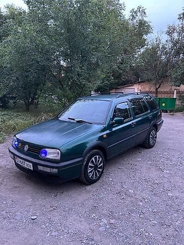 эвакуатор город ош: Volkswagen Golf Variant: 1994 г., 1.8 л, Механика, Бензин, Универсал — 4