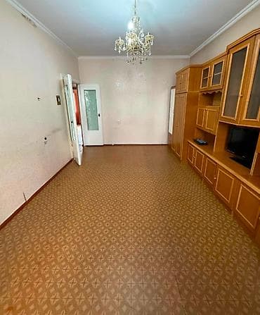 3: 3 комнаты, 82 м², Джал мкр (в т.ч. Верхний, Нижний, Средний) 105 серия, 4 этаж, Старый ремонт — 4