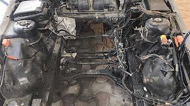 чехол 570: BMW 5 series: 1993 г., 4.4 л, Седан — 3