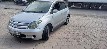Унаа сатуу: Toyota Ist: 2003 г., 1.5 л, Автомат, Бензин, Хетчбек — 2