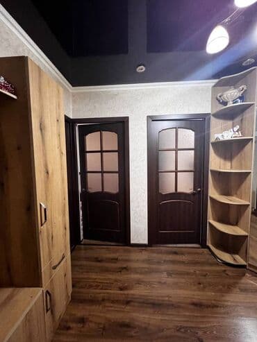 продаю офис 107 м² с ремонтом с мебелью административное здание 1 этаж: 3 комнаты, 60 м², 105 серия, 3 этаж, Евроремонт — 20