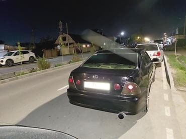 honda hit: Lexus IS: 2004 г., 2 л, Бензин, Седан — 2