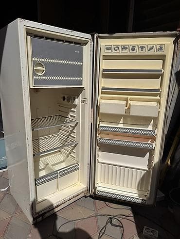 iphone 7 64gb: Продается 2 холодильника цена за оба холодильника!!! Однокамерный — 3