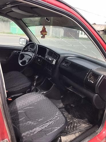 kugoo v6: Volkswagen Golf: 1993 г., 1.8 л, Механика, Газ, Хэтчбэк — 4