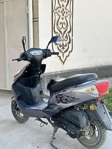 электрический мото: Скутер Regal Raptor серого цвета, предназначенный для городской езды — 4