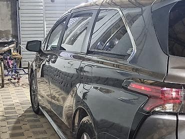 prius plus: Toyota Sienna: 2021 г., Гибрид, Минивэн — 6