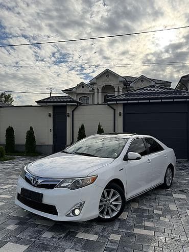 Toyota Camry: 2012 г., 2.5 л, Вариатор, Гибрид