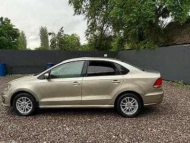 Volkswagen: Volkswagen Polo: 2015 г., 1.6 л, Механика, Бензин, Седан — 6
