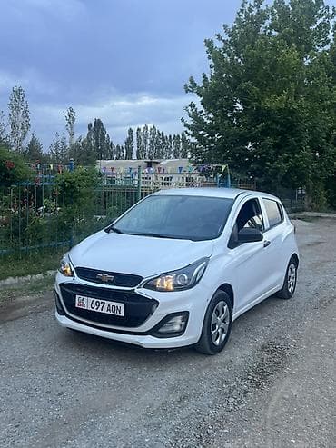 Транспорт: Chevrolet Spark: 2019 г., 1 л, Вариатор, Бензин, Хэтчбэк — 3