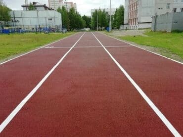 резиновый дорожка: Резиновое покрытие представляет собой прочный и эластичный материал — 3