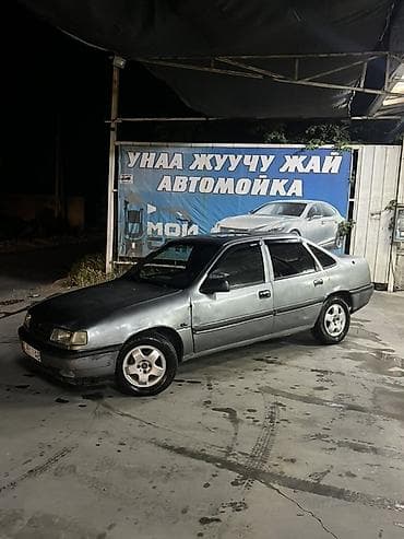 опел: Opel Vectra: 1991 г., 1.6 л, Механика, Бензин, Седан — 5