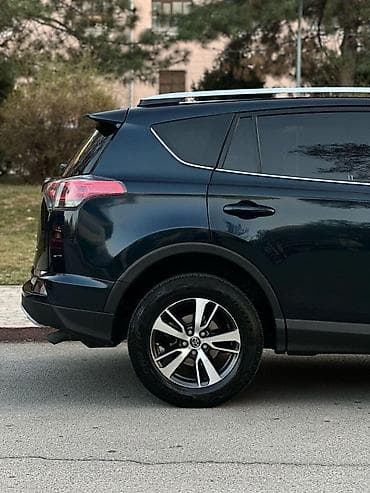 sm x: Toyota RAV4: 2018 г., 2.5 л, Автомат, Бензин, Кроссовер — 5