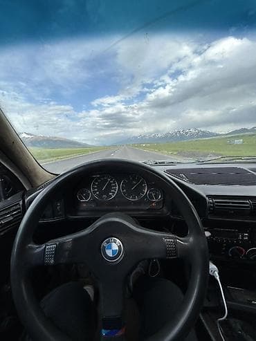 bmw 1994: BMW 5 series: 1988 г., Седан — 2