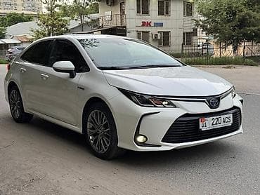 jet auto: Toyota Corolla: 2021 г., 1.8 л, Автомат, Гибрид, Седан — 2