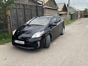 step wgn: Toyota Prius: 2012 г., 1.8 л, Автомат, Гибрид, Хэтчбэк — 3