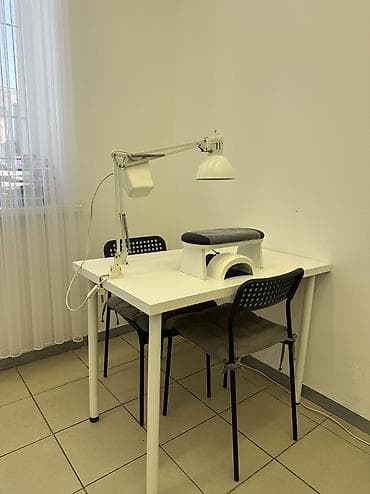 Сдаю маникюрный стол с оборудованием+педикюрное кресло. Имеется