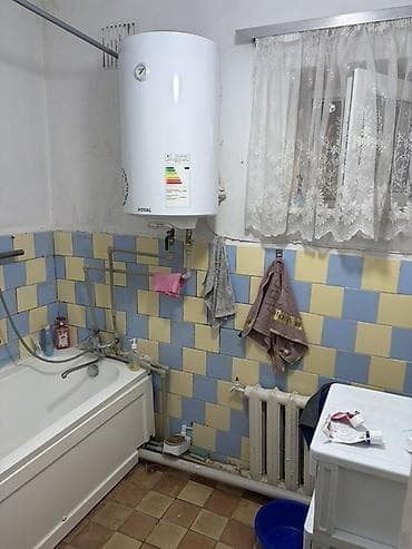 с выходом на речку: Продаётся жилой дом с благоустроенным двором. Город Орловка — 7