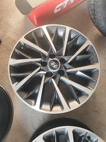 диски для сонаты: Литые Диски R 18 Hyundai, Комплект, отверстий - 5, Б/у — 2