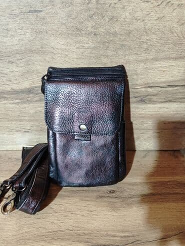 золотая цепока с бриллиантов кулоном: Сумка на пояс 
Натуральная кожа — 2