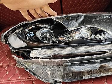 Автокосметика: Kia sorenta 2018 Фара передняя правая часть всё работает стекло — 6