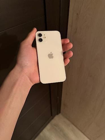 sony 3: IPhone 12, Б/у, 64 ГБ, Белый, 75 % — 1