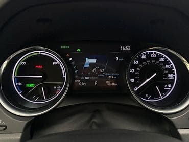 corolla 2016: Toyota Camry: 2019 г., 2.5 л, Вариатор, Гибрид, Седан — 6